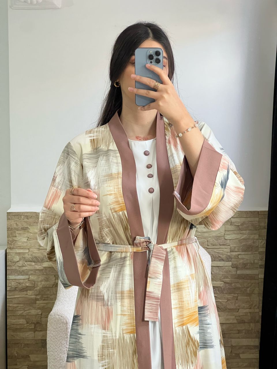 kimono en line chemise blanc avec pantalon couleur uni
